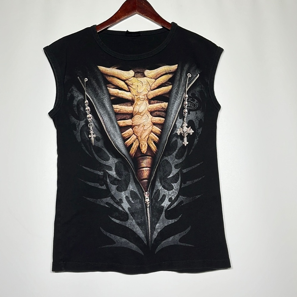 Crazy looking skull shirt